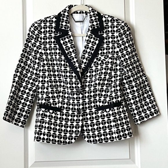 Trina Turk Jackets & Blazers - TRINA TURK Signature Crop Blazer Jacket | 8
